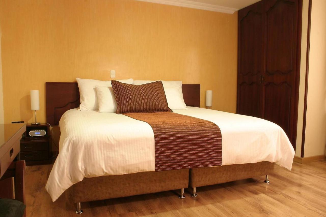 Hotel Luxor Перейра Екстер'єр фото