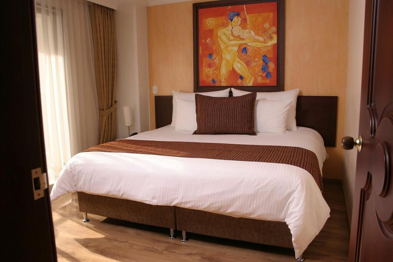 Hotel Luxor Перейра Екстер'єр фото