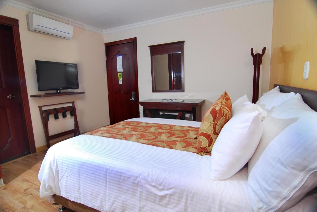 Hotel Luxor Перейра Екстер'єр фото