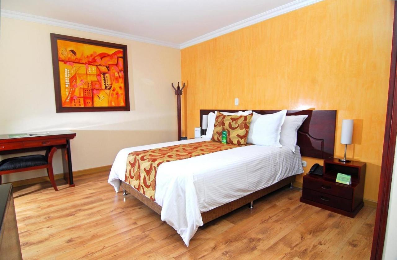Hotel Luxor Перейра Екстер'єр фото
