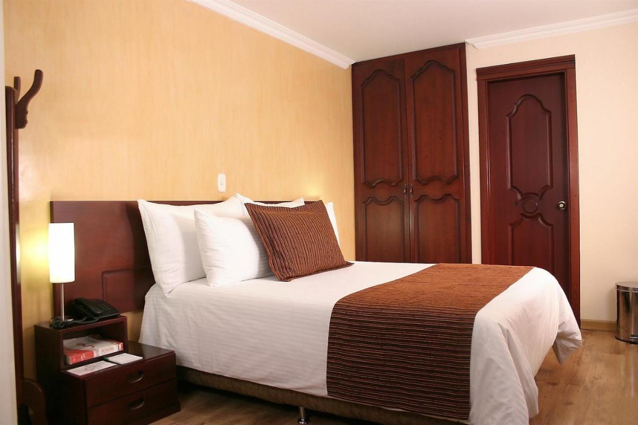 Hotel Luxor Перейра Екстер'єр фото