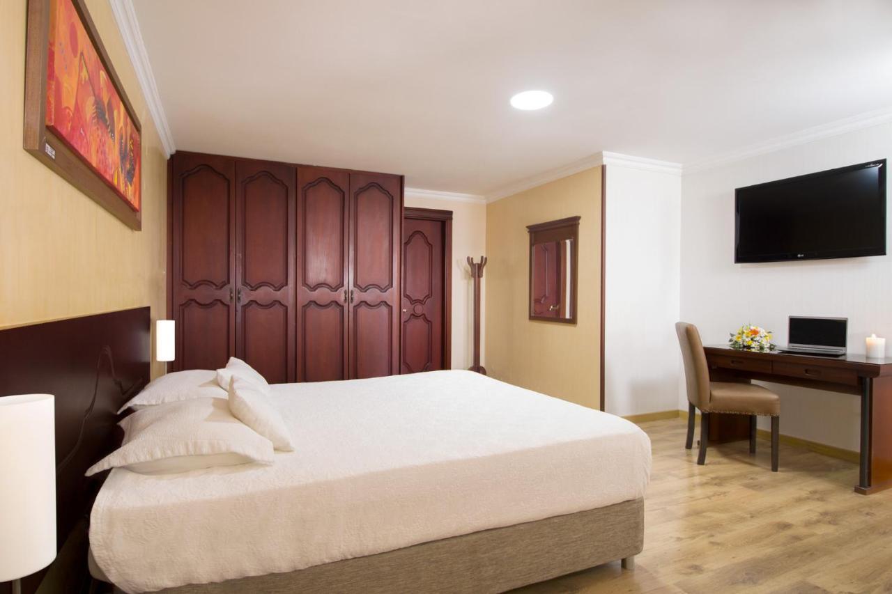 Hotel Luxor Перейра Екстер'єр фото