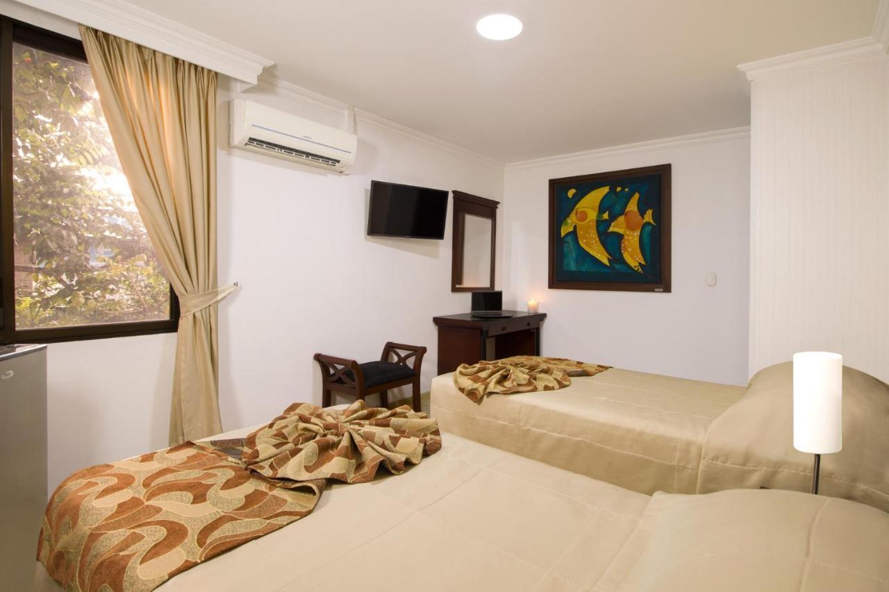 Hotel Luxor Перейра Екстер'єр фото